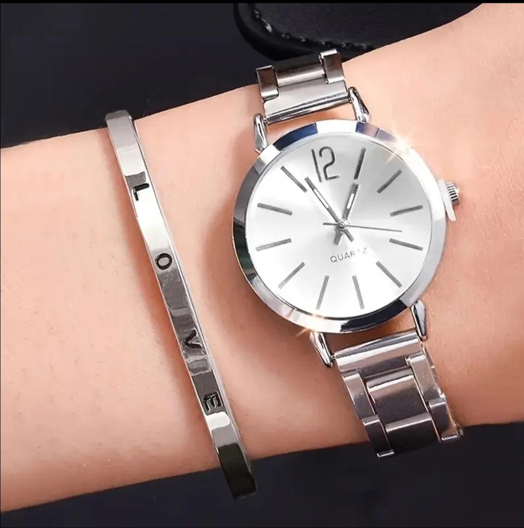 Set Reloj + Pulsera Love – Elegancia que Nunca Pasa de Moda