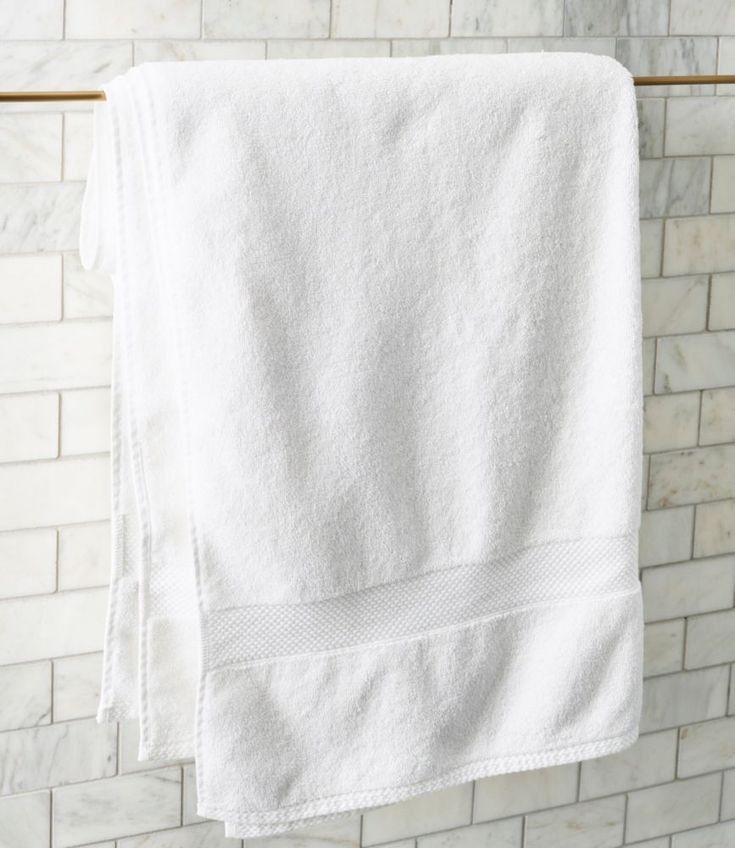 Toalla Hotelera 100% Algodón 70x140 cm – Máxima Suavidad y Absorción